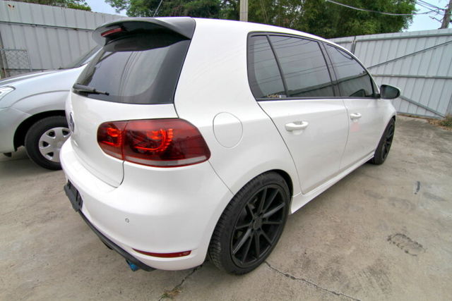 VOLKSWAGEN福斯 GOLF GTI  第10張相片