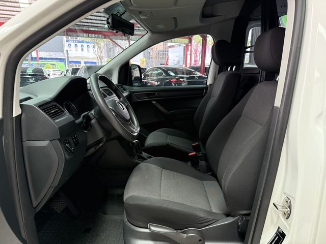 VOLKSWAGEN福斯 CADDY  第9張相片