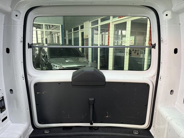 VOLKSWAGEN福斯 CADDY  第12張相片