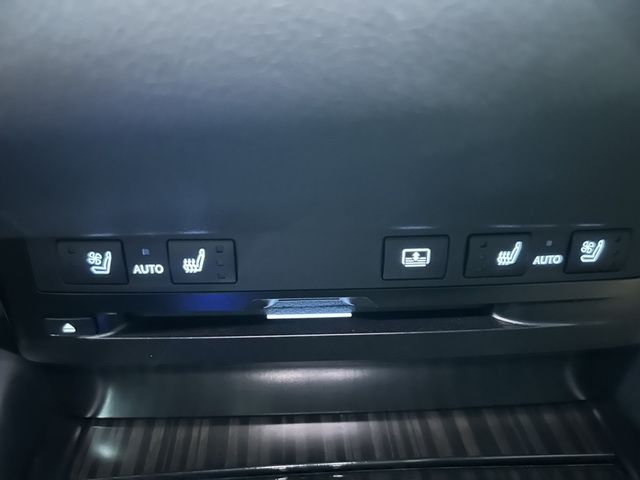 LEXUS凌志 ES200  第9張相片