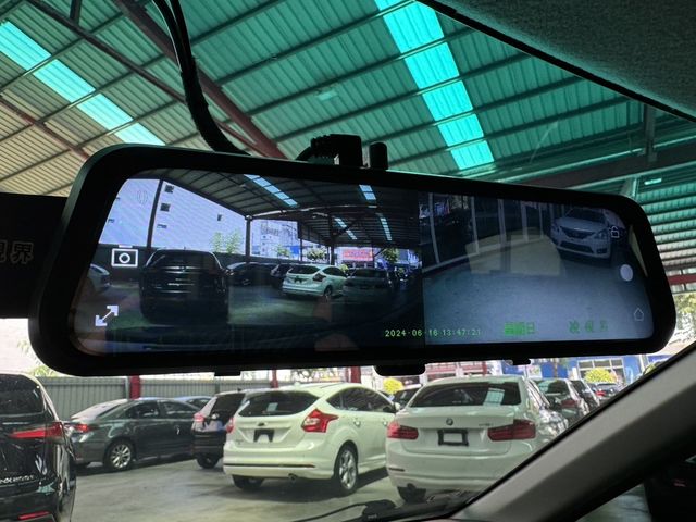 MITSUBISHI三菱 COLT PLUS  第7張相片