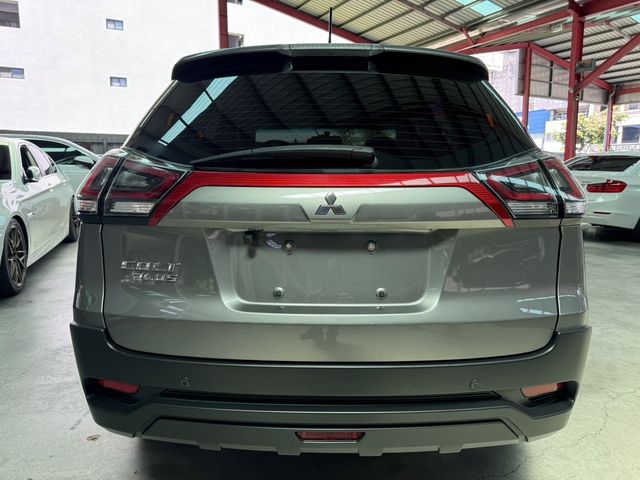 MITSUBISHI三菱 COLT PLUS  第13張相片