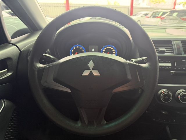 MITSUBISHI三菱 COLT PLUS  第4張相片