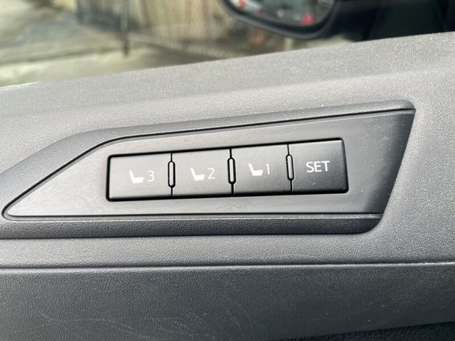 TOYOTA豐田 ALPHARD  第7張相片