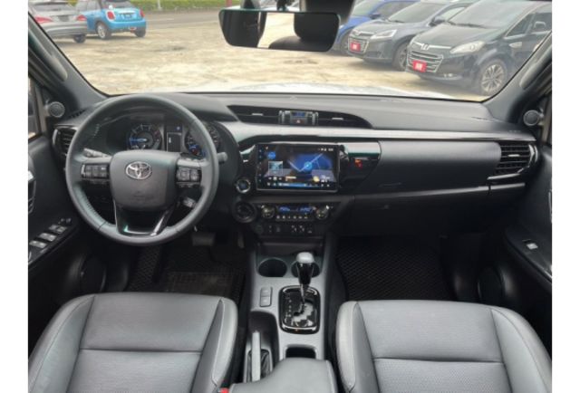 Toyota HILUX  第4張相片