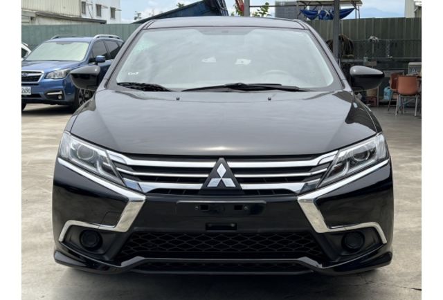 Mitsubishi GRAND LANCER  第2張相片