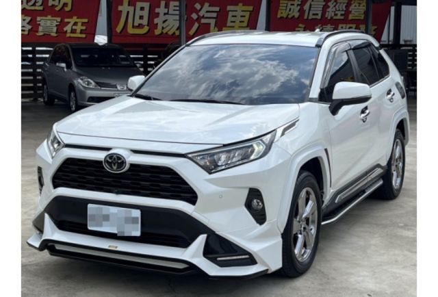 Toyota RAV4  第1張相片