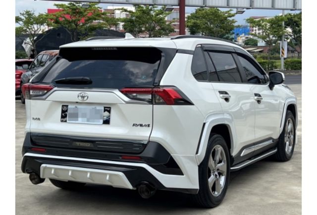 Toyota RAV4  第2張相片