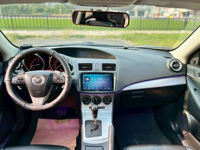 最超值代步車，氣氛車況都幫您把關，升級氣氛燈，撥片方向盤，代步車高ＣＰ值首選，保證滿意  第6張相片