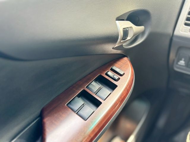 超值代步神車，里程僅跑8萬/外觀升級Z套件，來店另享優惠  第7張相片