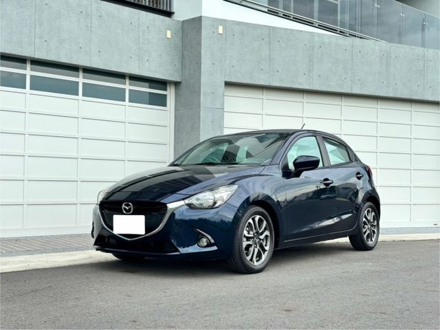 超值Mazda2  6安、操控感、外型時尚、內裝質感好 里程保證，來店另享優惠!!  第2張相片