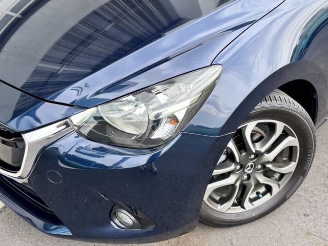 超值Mazda2  6安、操控感、外型時尚、內裝質感好 里程保證，來店另享優惠!!  第10張相片
