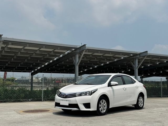 代步神車，里程保證，加贈全新影音系統，絕對值得您到場賞車試乘!!  第2張相片