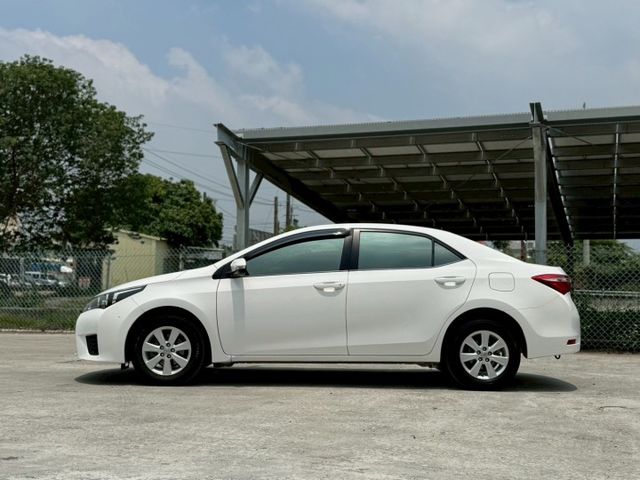 代步神車，里程保證，加贈全新影音系統，絕對值得您到場賞車試乘!!  第3張相片