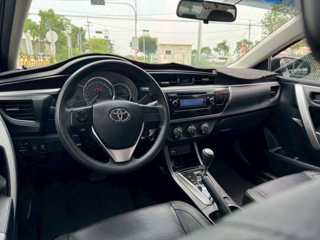 代步神車，里程保證，加贈全新影音系統，絕對值得您到場賞車試乘!!  第4張相片