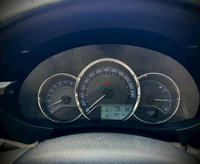 代步神車，里程保證，加贈全新影音系統，絕對值得您到場賞車試乘!!  第5張相片
