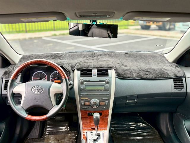 超值代步神車，里程僅跑7萬多，加贈全新影音系統，絕對值得您到場賞車試乘!!  第5張相片