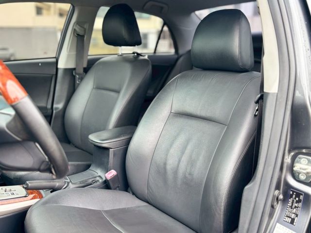 超值代步神車，里程僅跑7萬多，加贈全新影音系統，絕對值得您到場賞車試乘!!  第6張相片