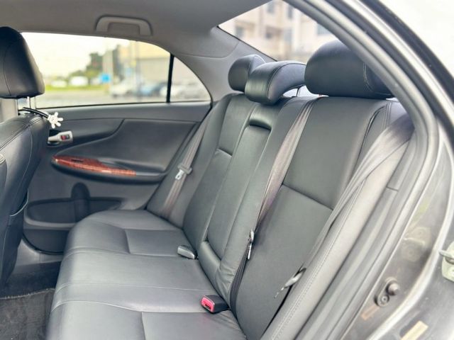 超值代步神車，里程僅跑7萬多，加贈全新影音系統，絕對值得您到場賞車試乘!!  第7張相片