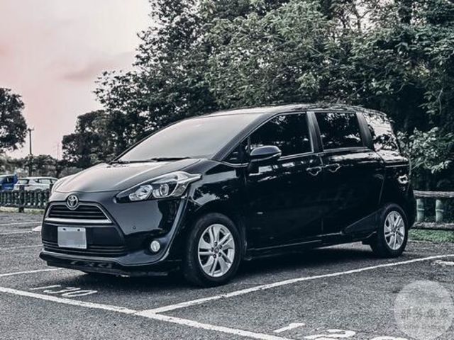 TOYOTA豐田 SIENTA  第1張相片