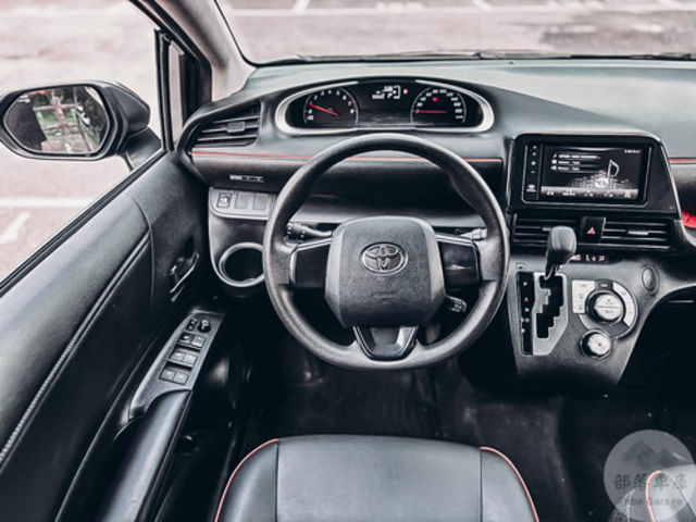TOYOTA豐田 SIENTA  第6張相片
