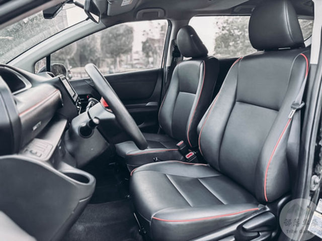 TOYOTA豐田 SIENTA  第7張相片