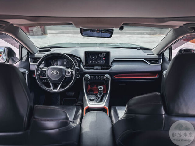 TOYOTA豐田 RAV4  第5張相片