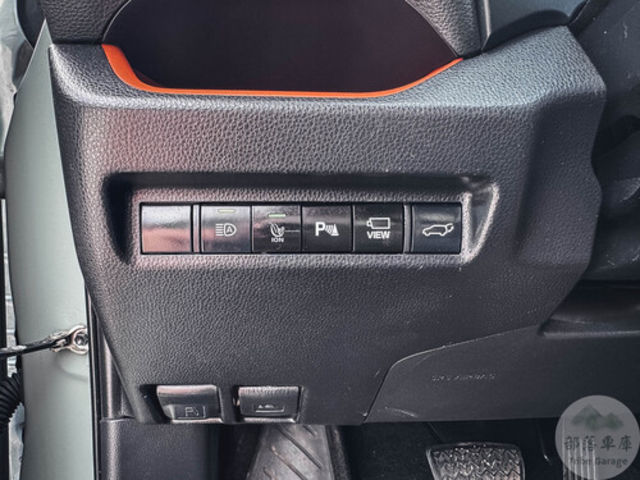 TOYOTA豐田 RAV4  第12張相片