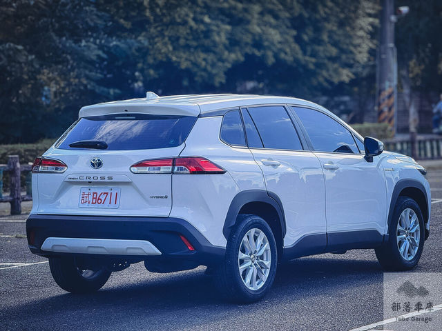 TOYOTA豐田 COROLLA CROSS HYBRID  第3張相片