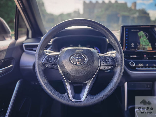 TOYOTA豐田 COROLLA CROSS HYBRID  第13張相片