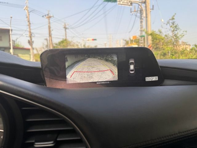 MAZDA馬自達 MAZDA 3  第21張相片