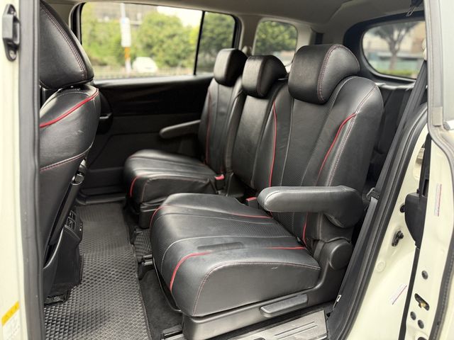 MAZDA馬自達 MAZDA 5  第6張相片