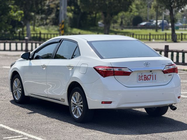 TOYOTA豐田 ALTIS  第4張相片