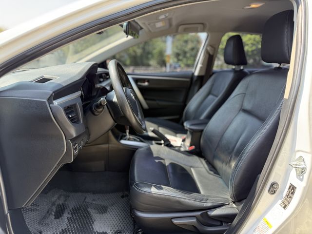 TOYOTA豐田 ALTIS  第5張相片