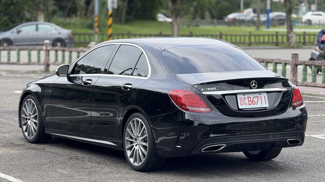 M-BENZ賓士 C300  第5張相片