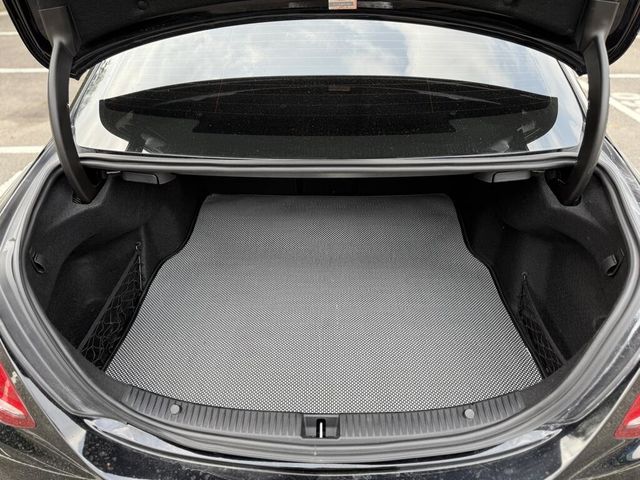M-BENZ賓士 C300  第8張相片