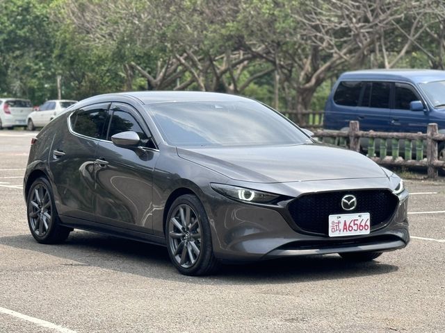 MAZDA馬自達 MAZDA 3  第2張相片