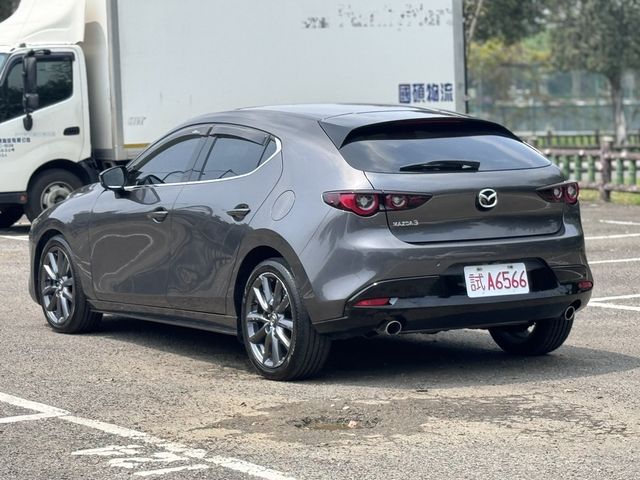MAZDA馬自達 MAZDA 3  第4張相片