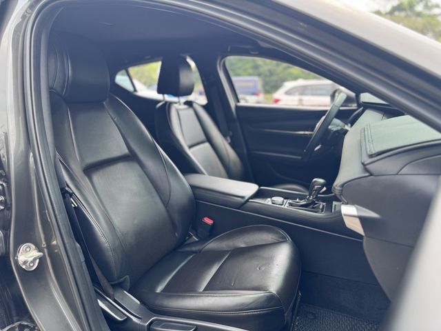 MAZDA馬自達 MAZDA 3  第9張相片
