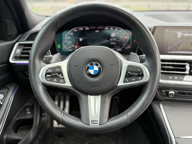 BMW寶馬 330I M SPORT  第13張相片