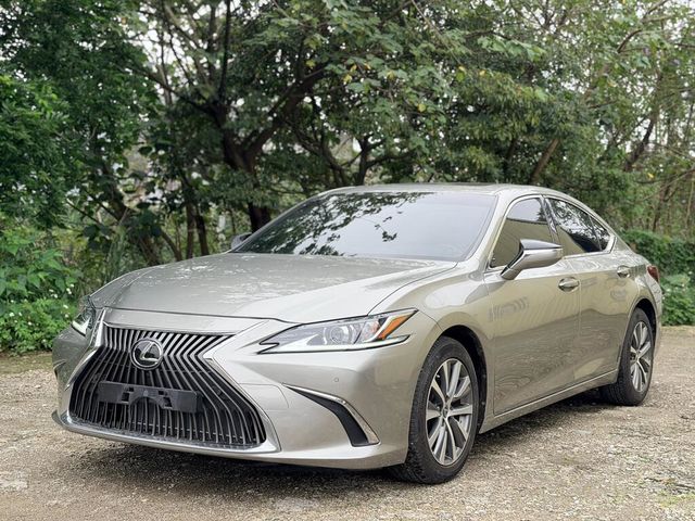 LEXUS凌志 ES200  第1張相片
