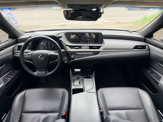 LEXUS凌志 ES200  第9張相片