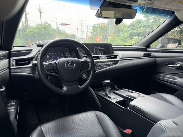 LEXUS凌志 ES200  第10張相片