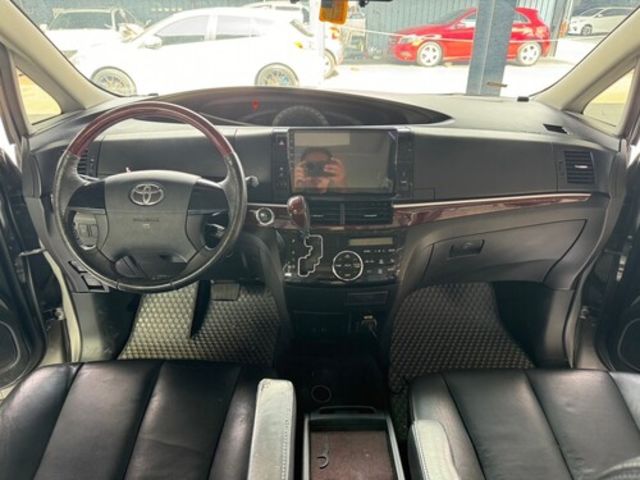 TOYOTA豐田 PREVIA  第13張相片