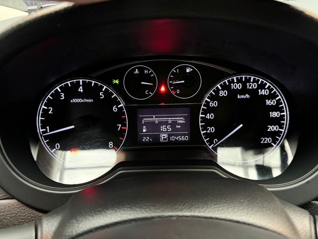 NISSAN日產 TIIDA  第5張相片