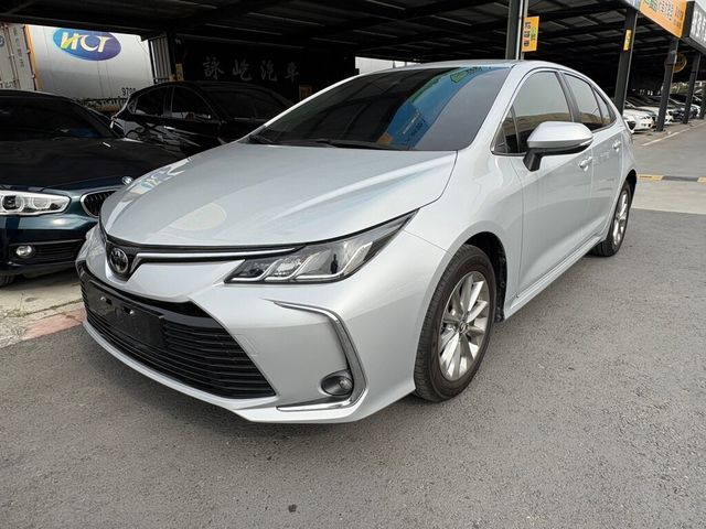 TOYOTA豐田 ALTIS  第1張相片