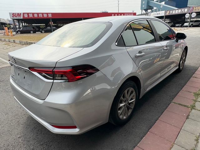 TOYOTA豐田 ALTIS  第2張相片