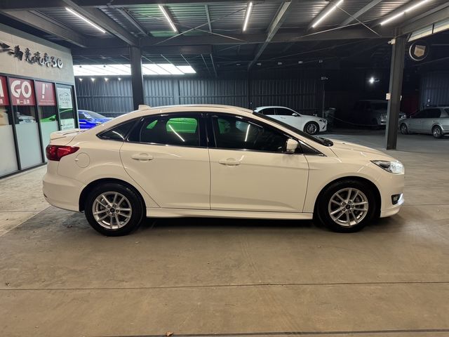 FORD福特 FOCUS  第17張相片