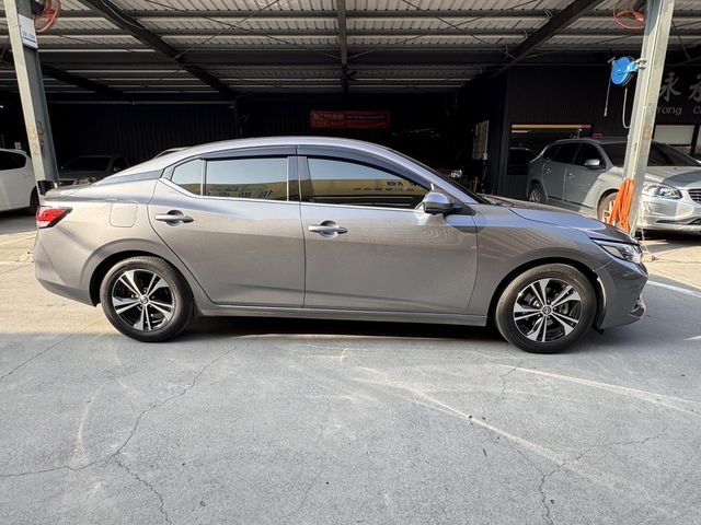 NISSAN日產 SENTRA  第3張相片
