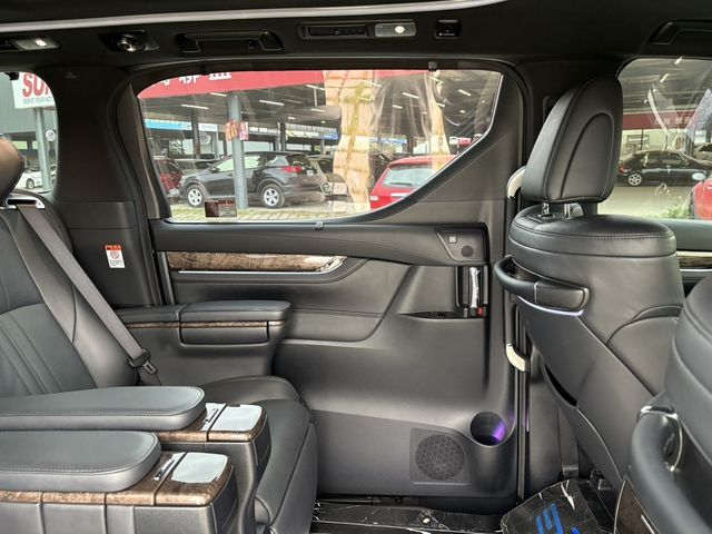 TOYOTA豐田 ALPHARD  第10張相片
